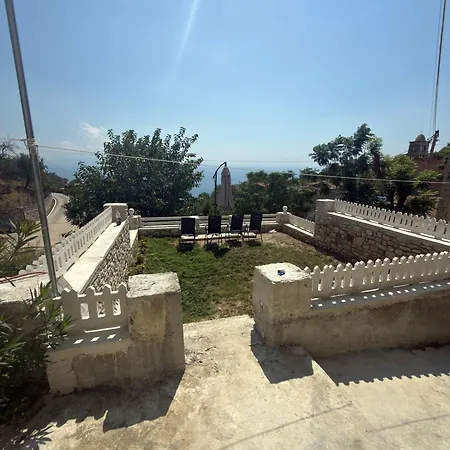 House Apartment Qeparo